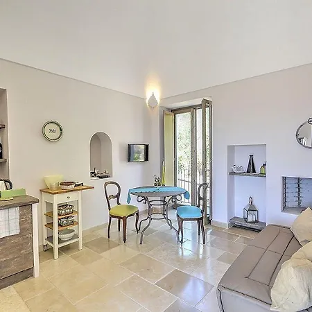 Casa Della Vecchina Omega